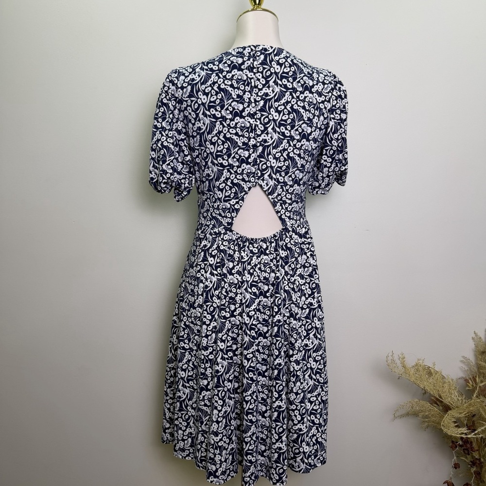 BODEN Floral Jersey Cutout Back Dress Womens US 6L UK 10L Navy Blue White Midi - Picture 4 of 8